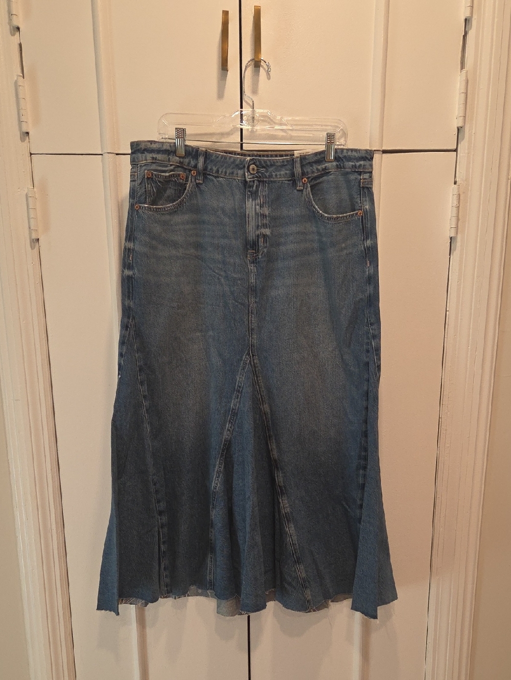 American Eagle Light Wash Denim Jeans Skirt with Comfort Stretch Waistband